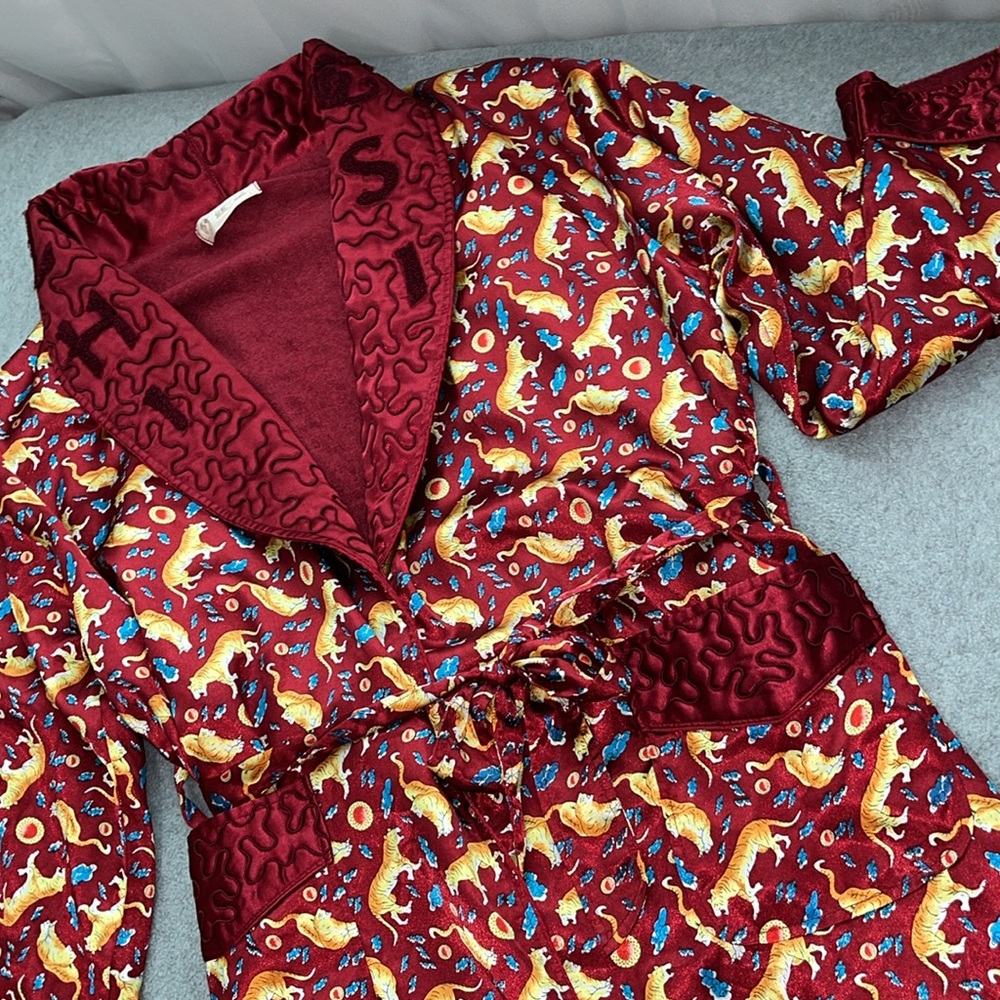Elegant Burgundy and Gold Men's Robe